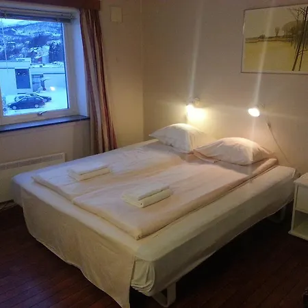Gullhaugen 2*